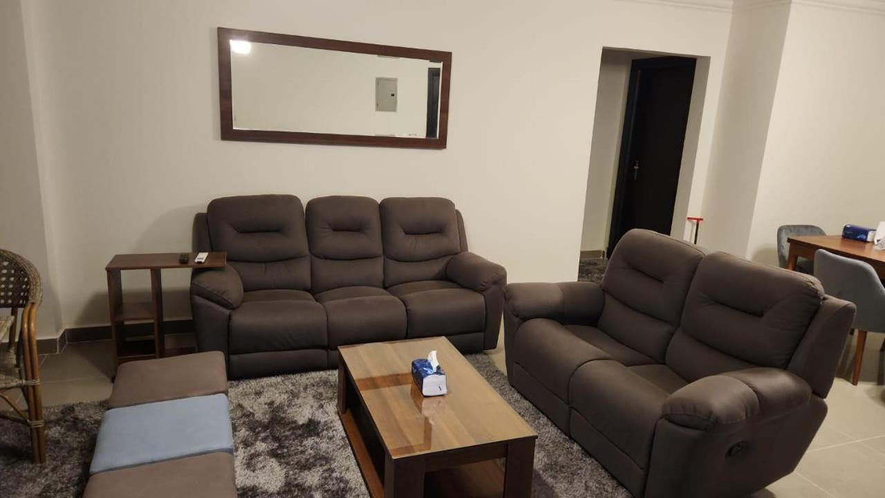 Apartment Jayd Garden Retreat: Elegant Two-bedroom Near Al-rehab